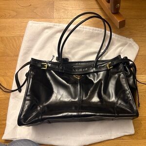 Black Leather Doctors Handbag - vintage vibes